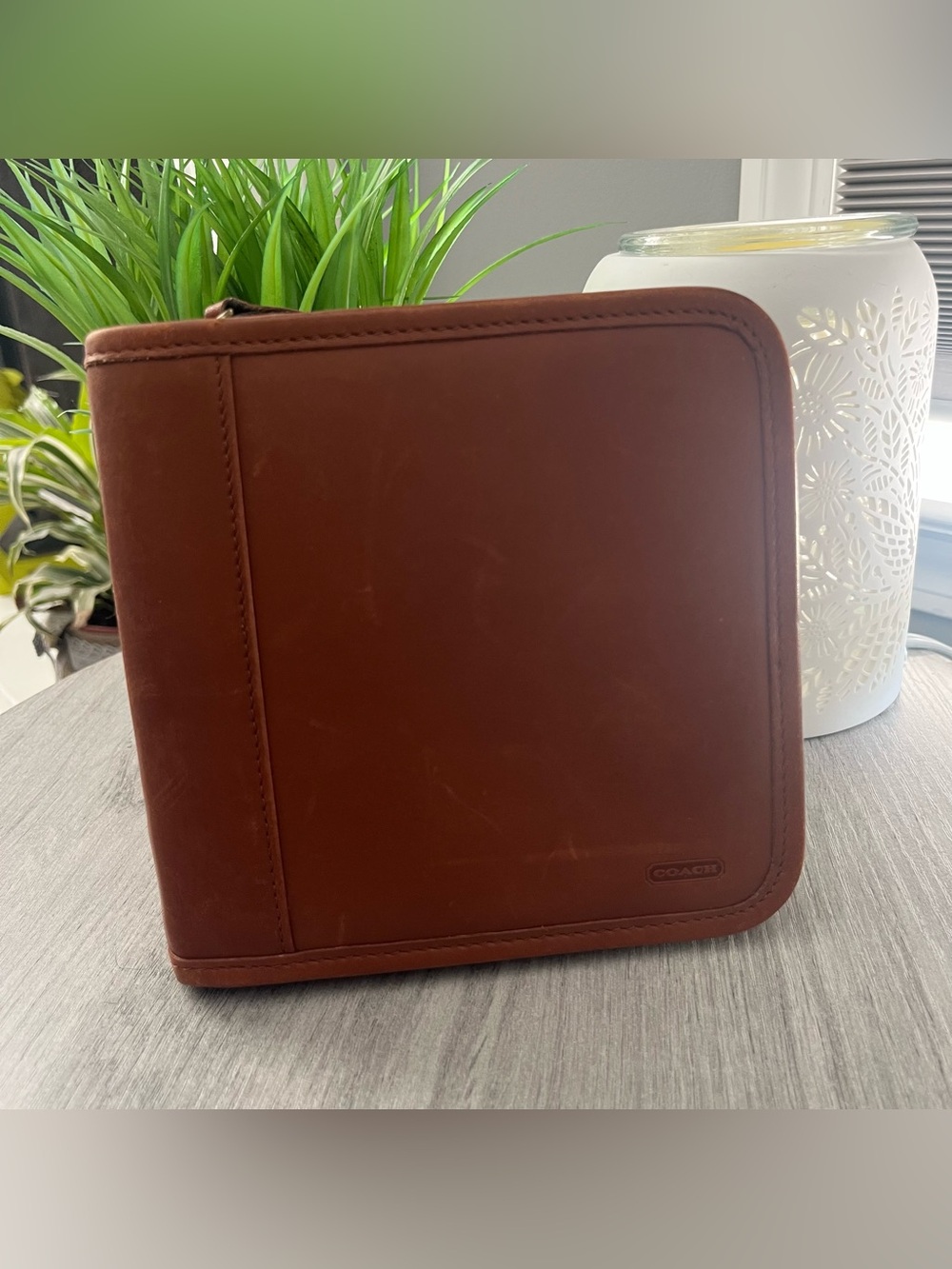 Coach Brown Leather CD DVD Case 12 Disc Holder Zip Organizer